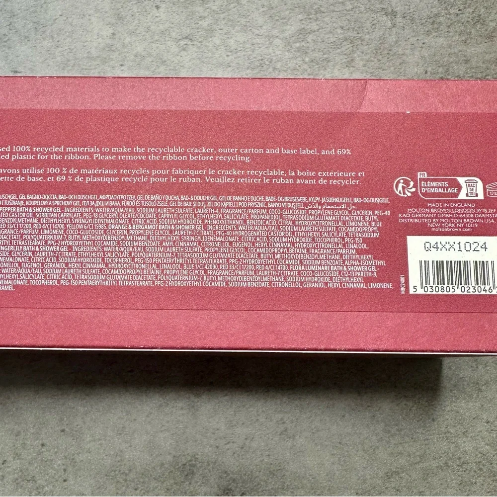 Molton Brown Floral & Spicy Christmas Cracker Body Wash Gift Set